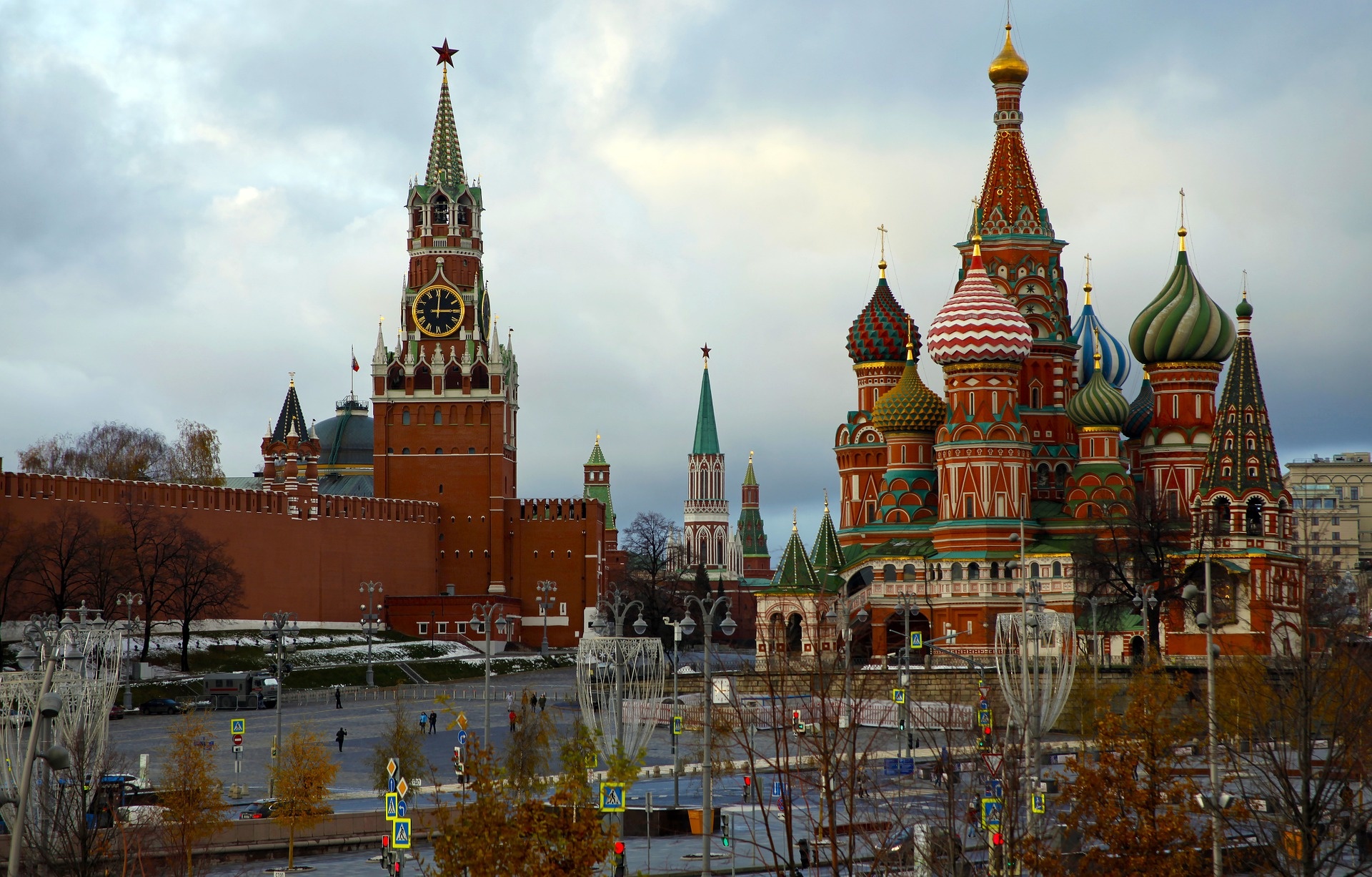 moscow-ga99e5da41_1920.jpg