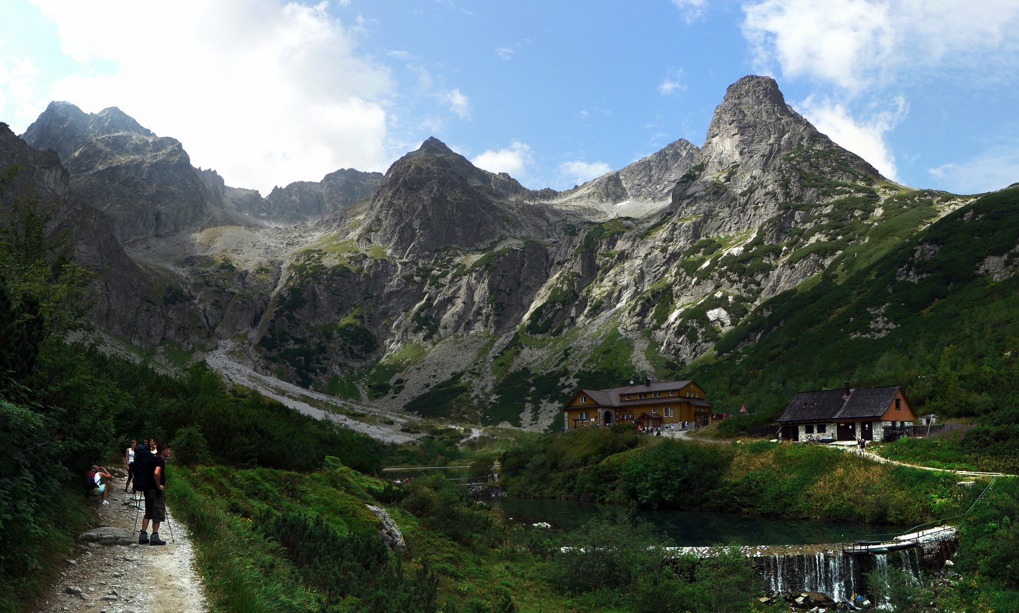 nature-walking-mountain-adventure-valley-mountain-range-689914-pxhere.com.jpg