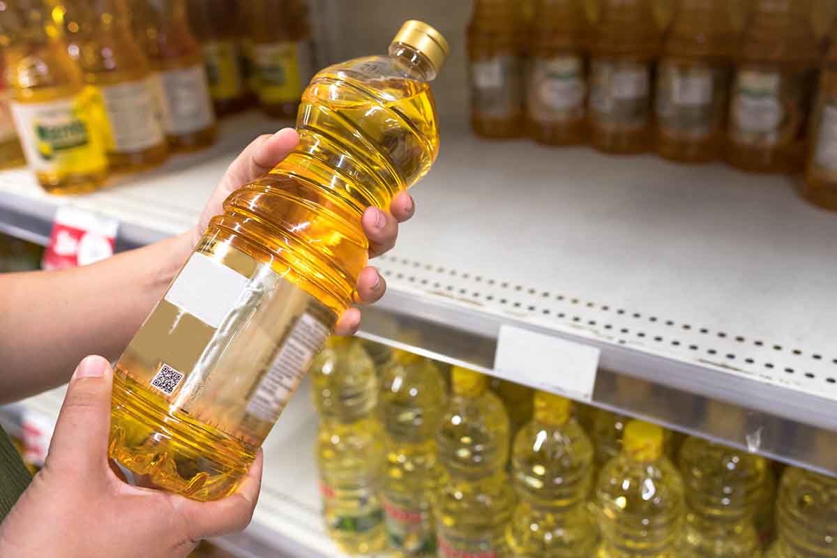 olio-girasole-scaffale.jpg