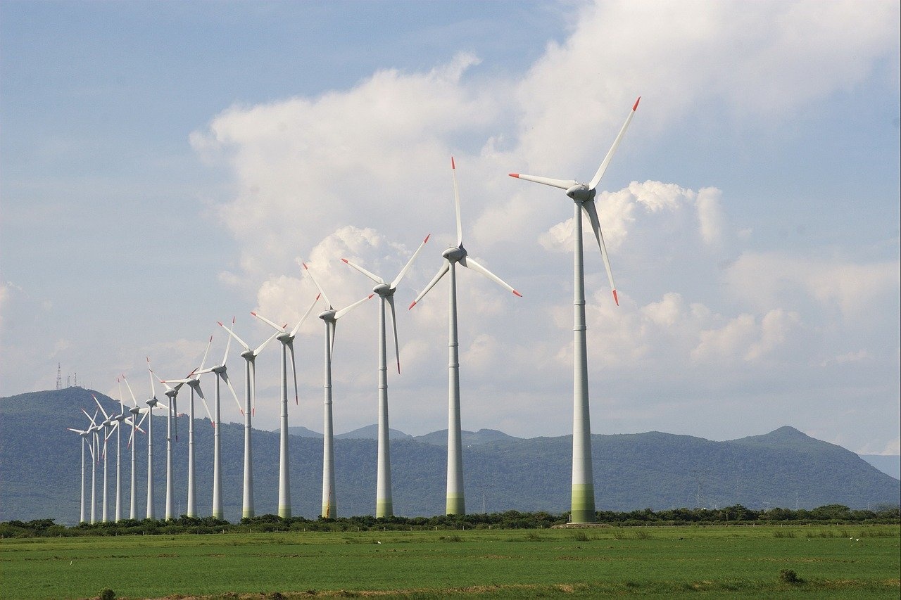 osorio-wind-farm-1403824_1280.jpg