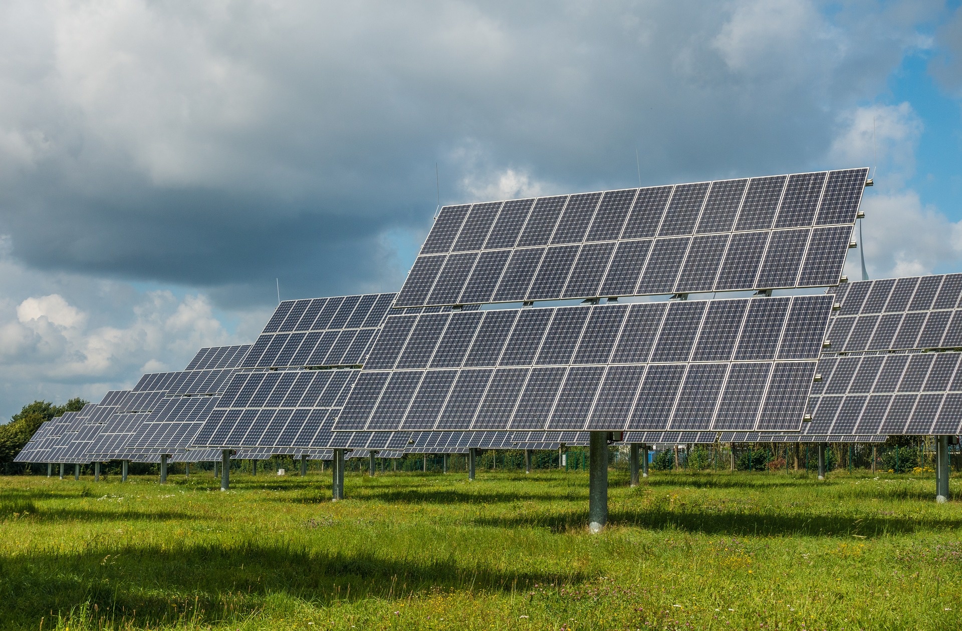 photovoltaic-system-g3446bd77c_1920.jpg