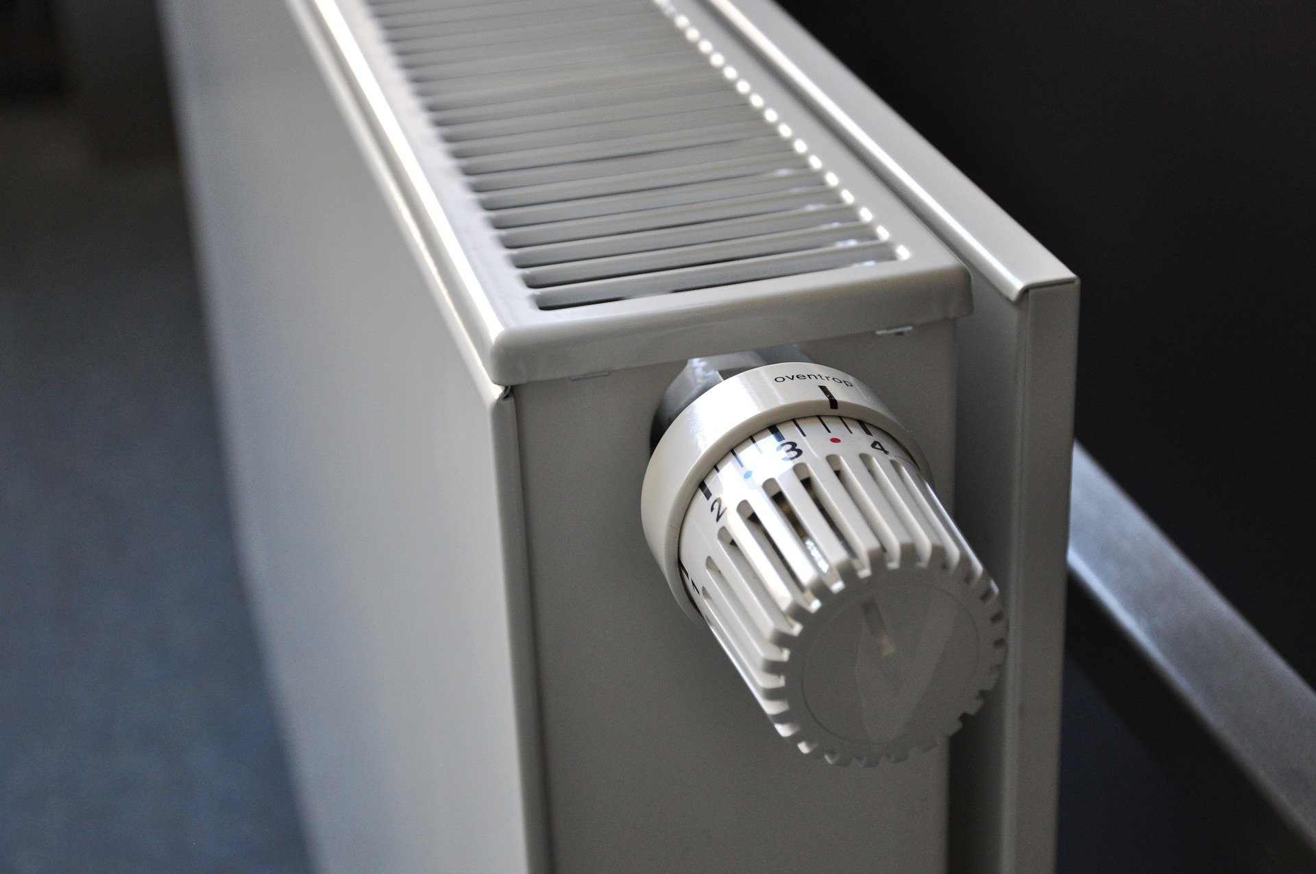 radiator-g7ad3b27c9_1920.jpg