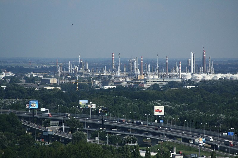 Refinery_of_Slovnaft,_view_from_Nový_most_viewpoint_in_Bratislava,_Bratislava_II_District.jpg