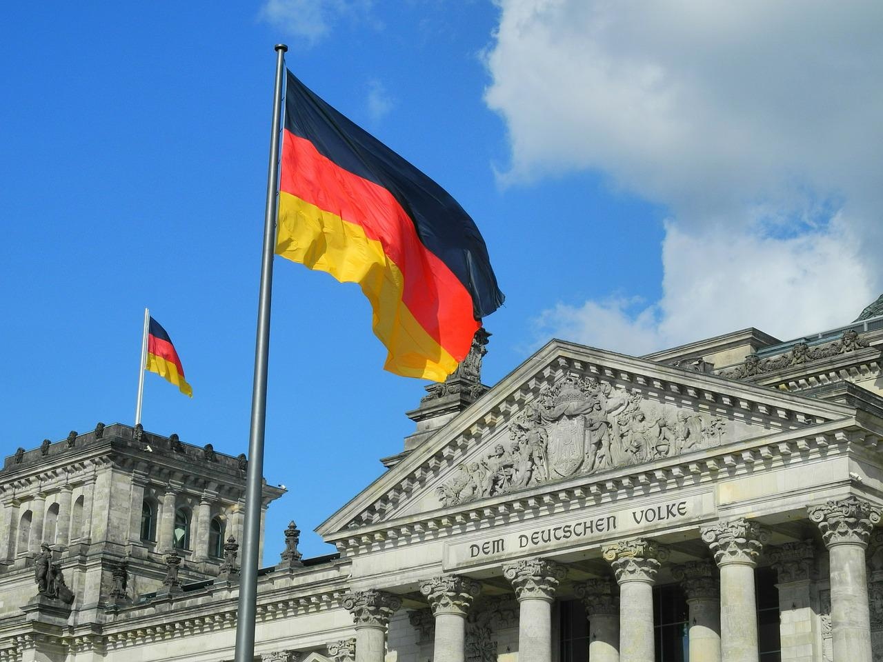 reichstag-324982_1280.jpg