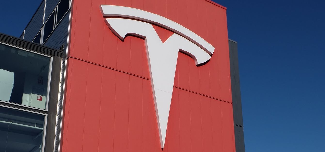 tesla-e1584537267556.jpg