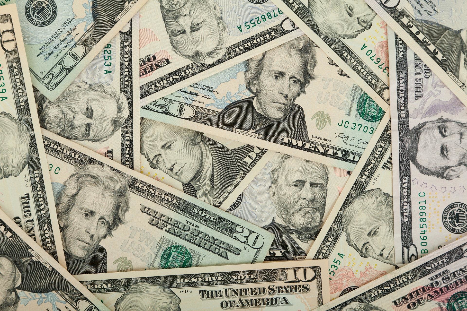 us-dollars-ga96364843_1920.jpg