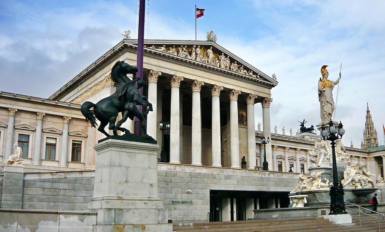 vienna-g60d768ff8_1280.jpg