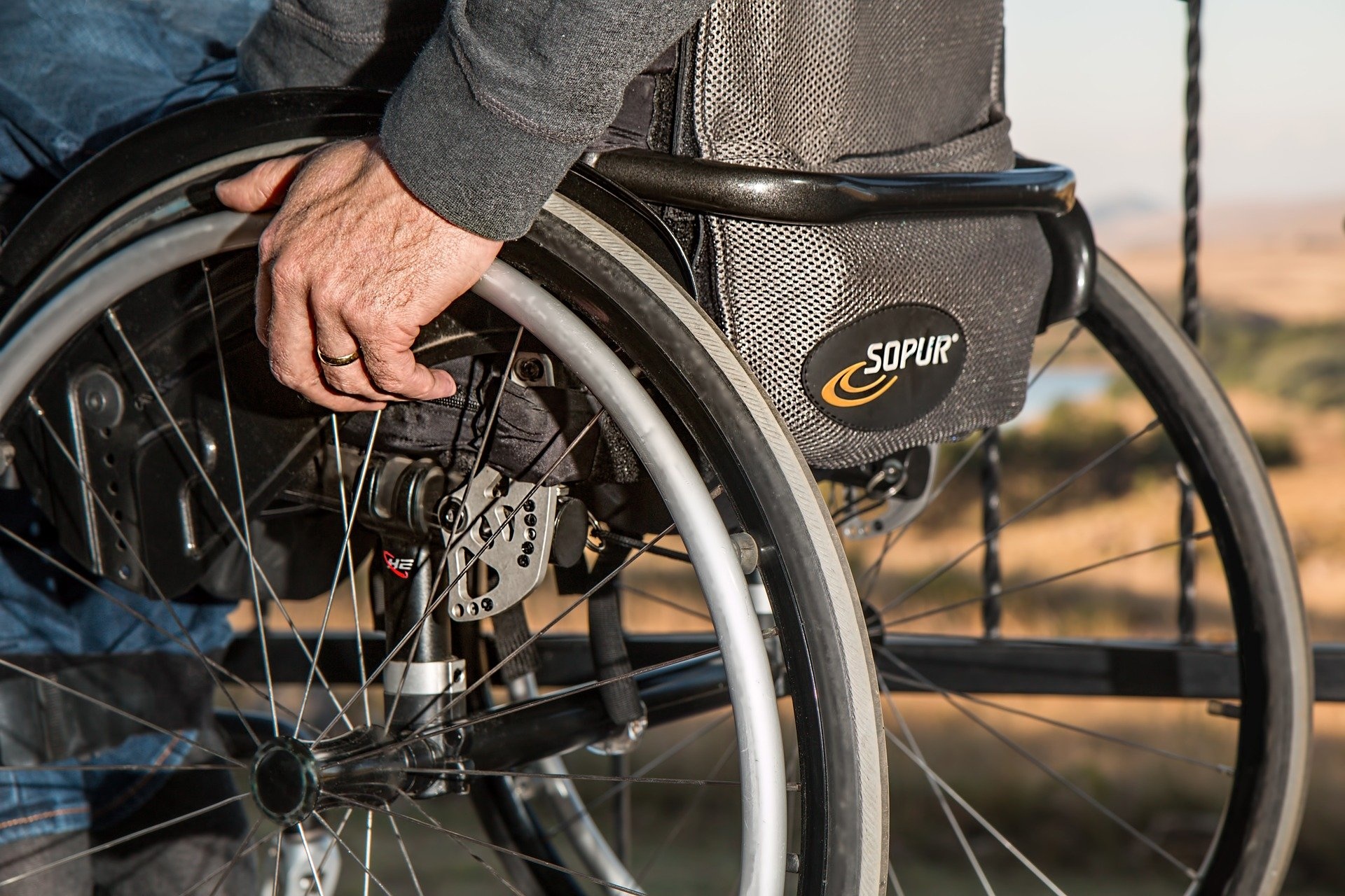 wheelchair-gf46110d02_1920.jpg
