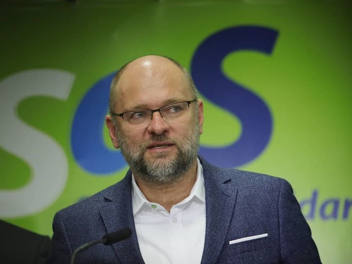 3198321.jpg