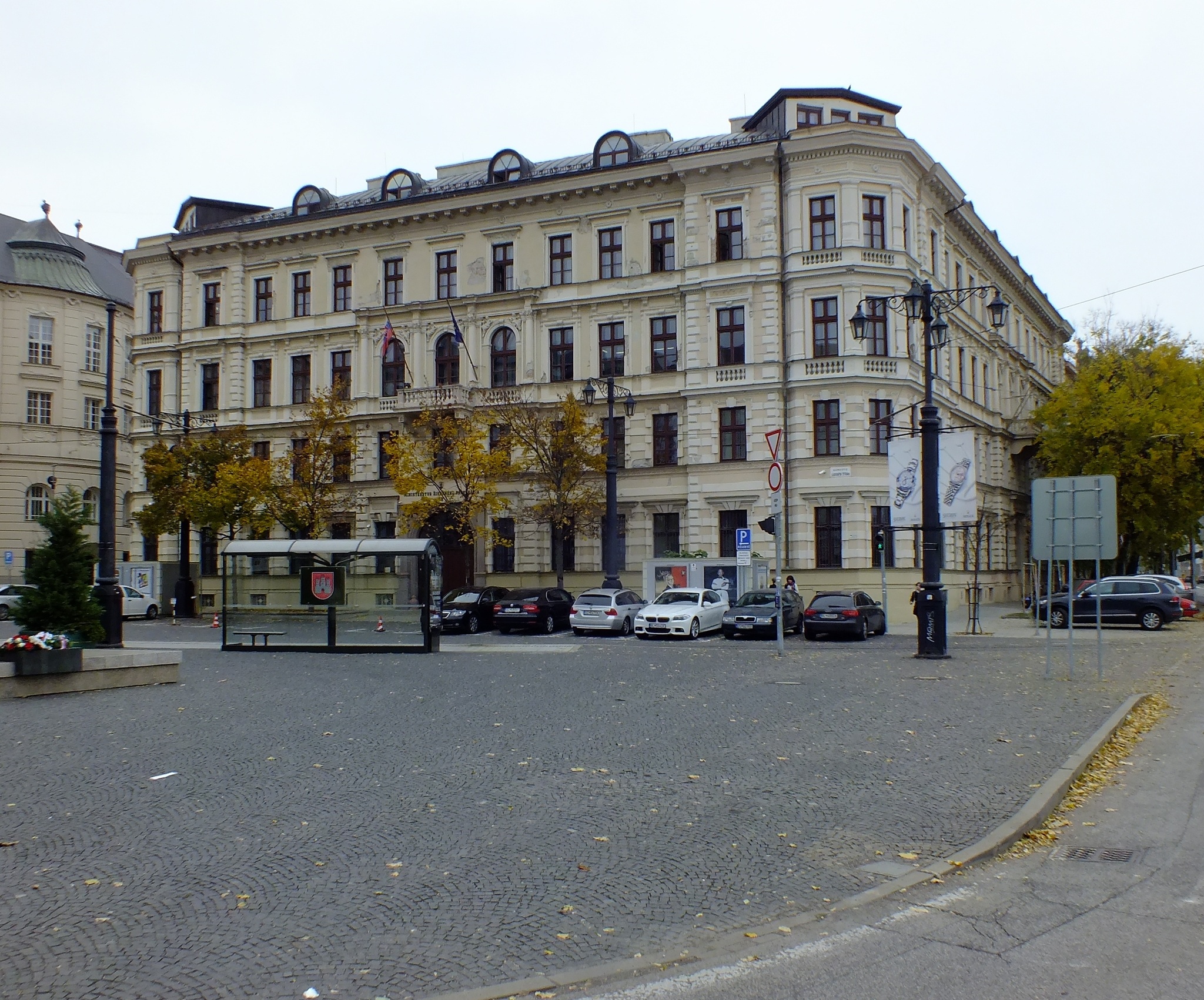 AnyConv.com__Bratislava_-_Ministerstvo_životného_prostredia.jpg