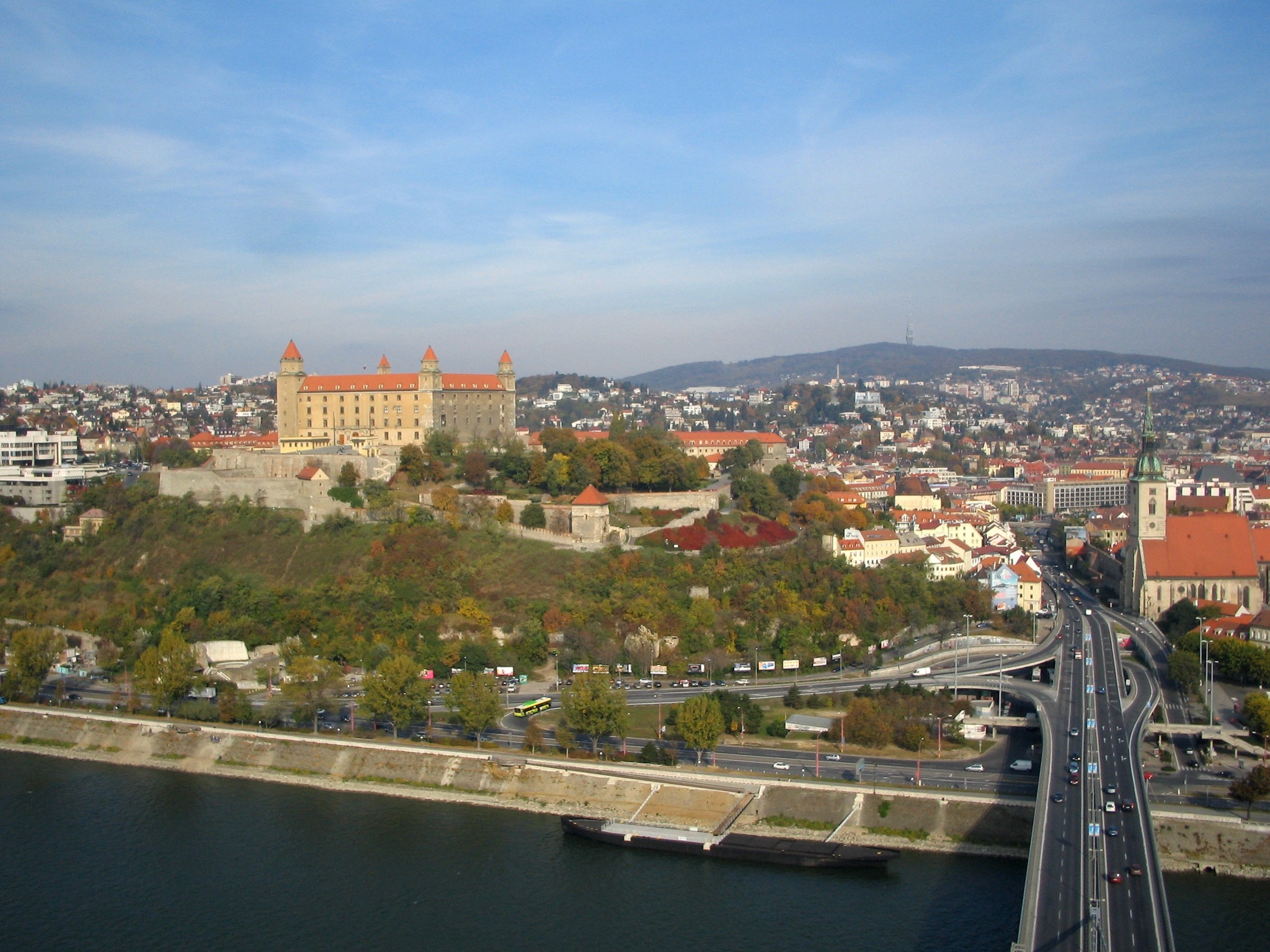 Bratislava_Old_Town (1).jpg