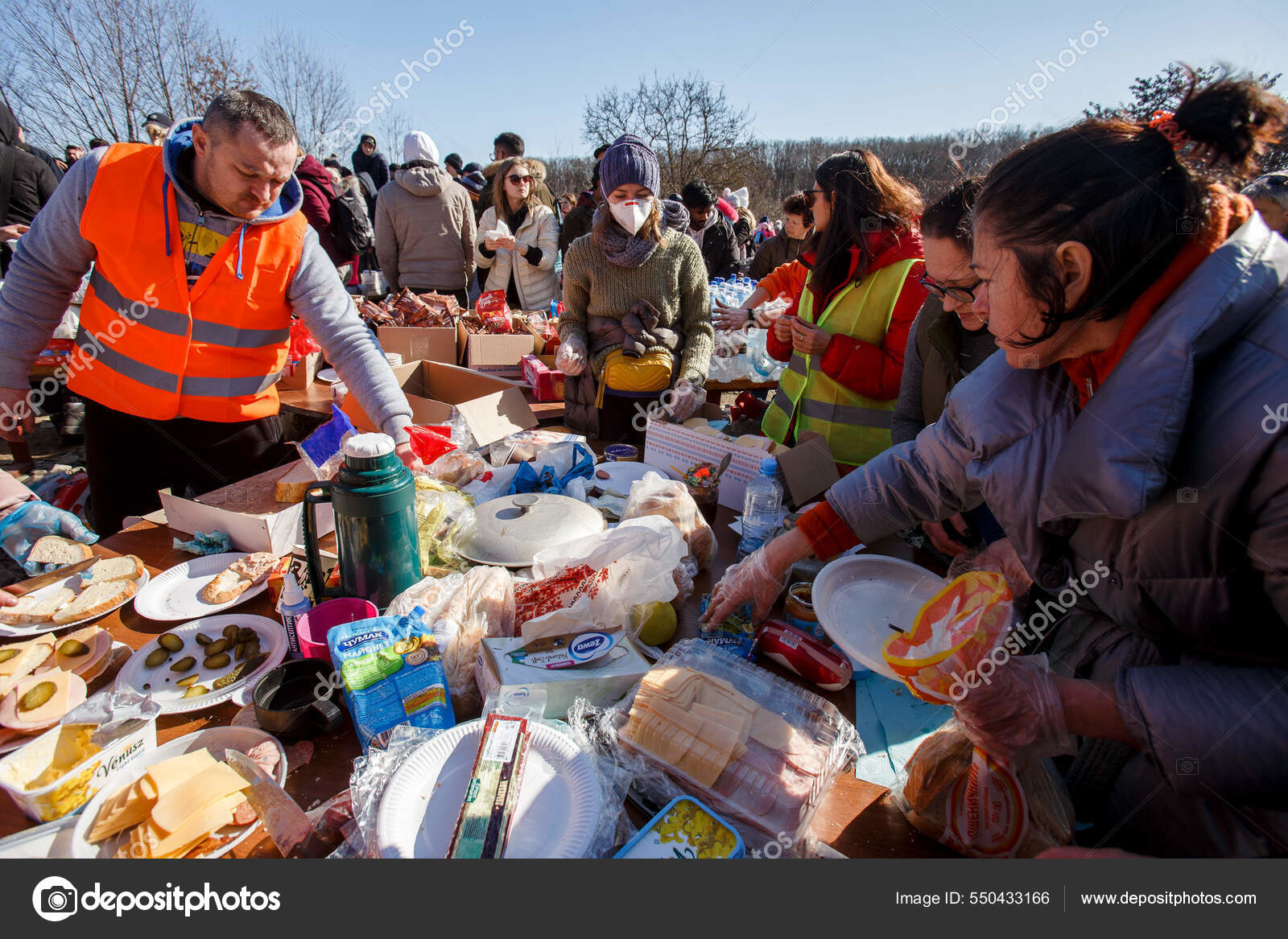depositphotos_550433166-free-stock-photo-uzhhorod-ukraine-february-2022-food.jpg