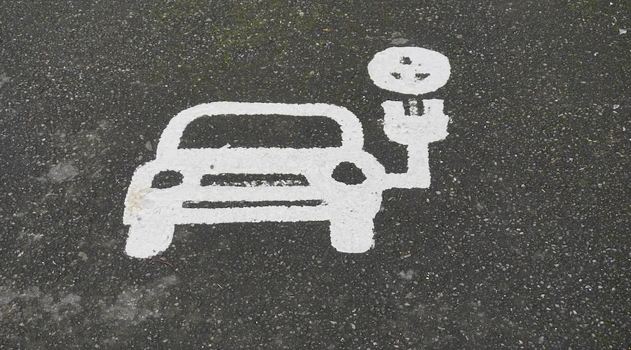 Electric-cars-to-account-for-over-80-of-battery-demand-in-next-20-years-despite-current-challenges-report.jpg