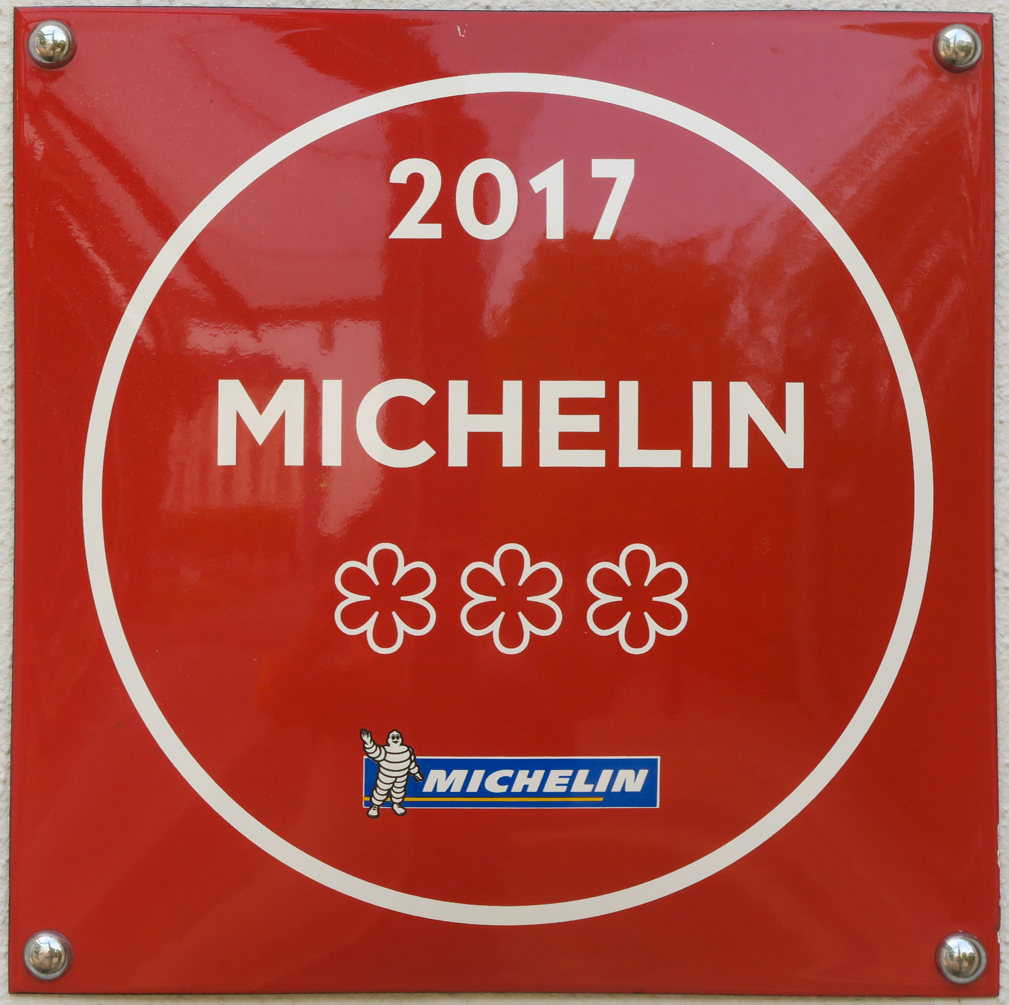 Guide_Michelin_trois_étoiles.jpg