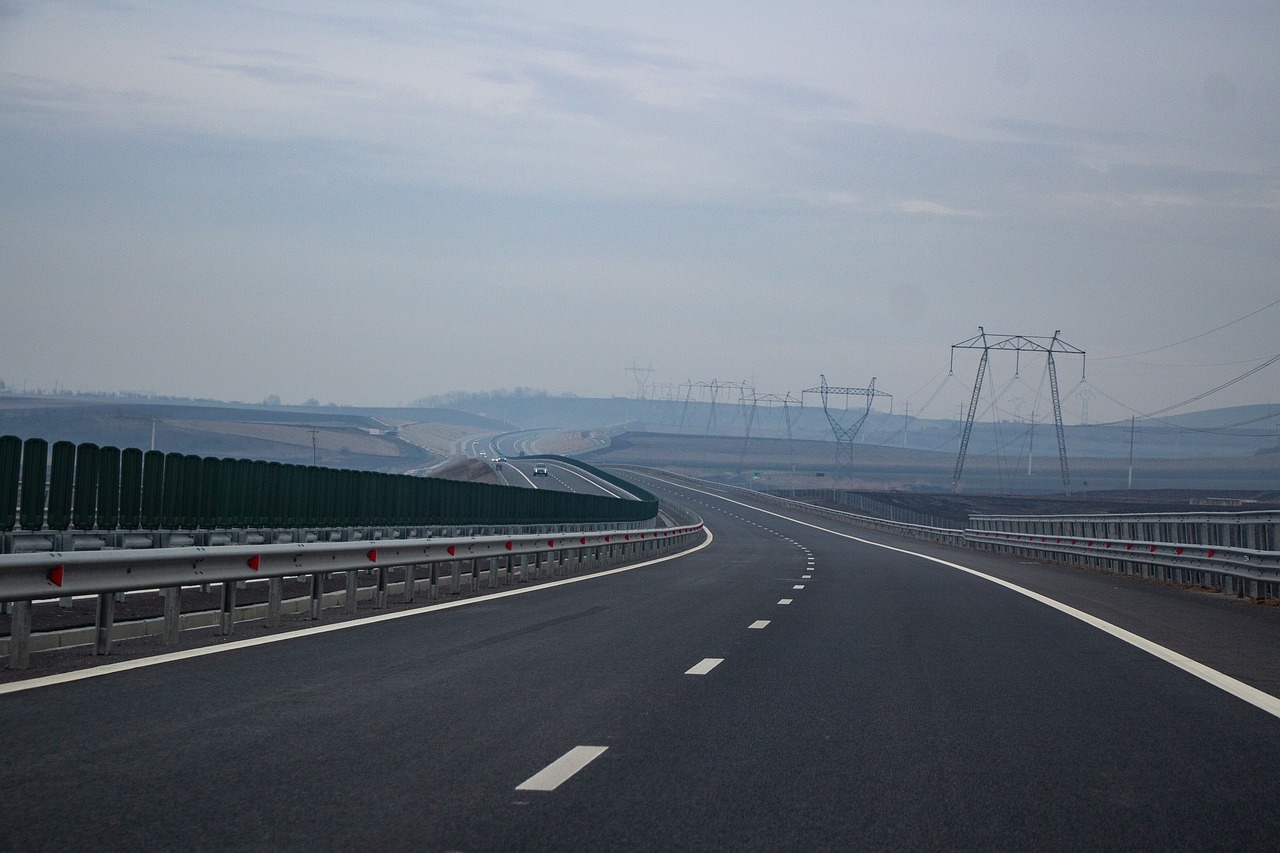 highways-3977925_1280.jpg