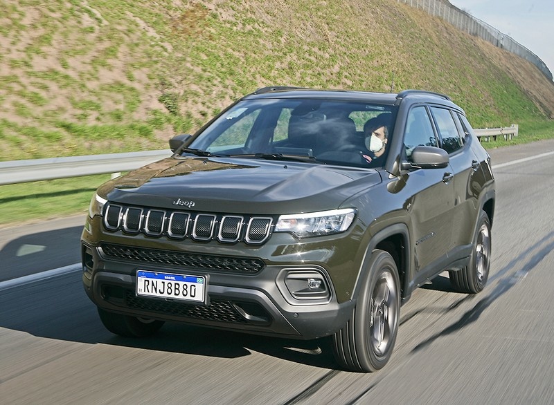 jeep-compass-longitude-td350-18.jpg