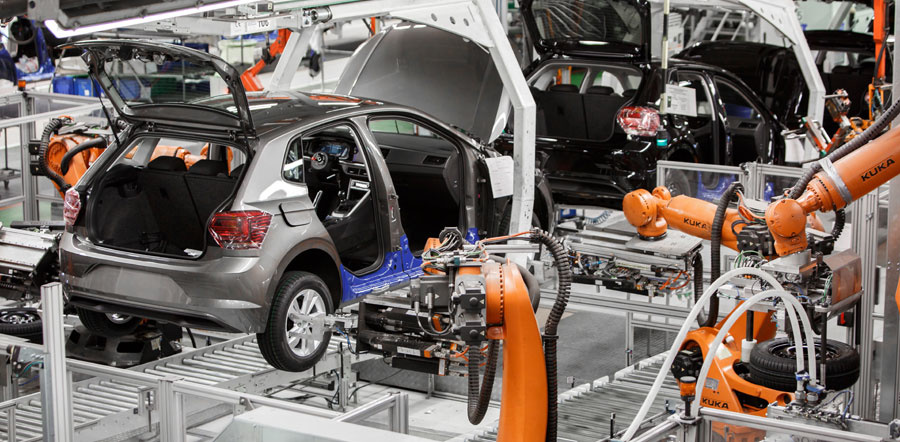 La-industria-de-la-automoción-española-retoma-la-producción-al-ralentí.jpg