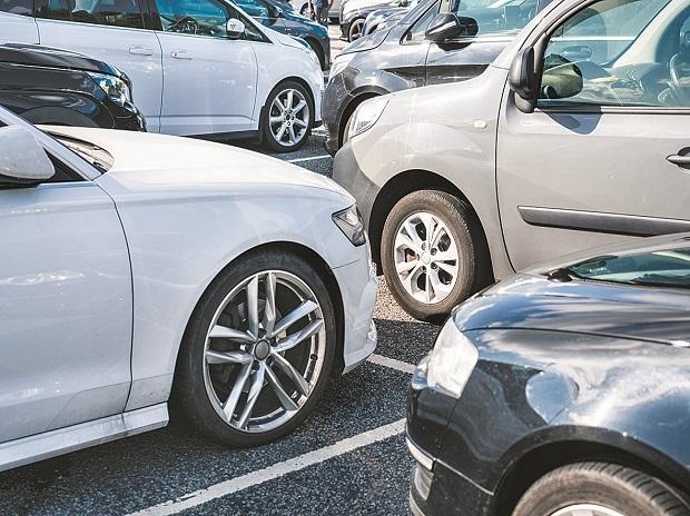 Le-vendite-di-auto-in-Europa-crollano-del-22-segnando.jpg