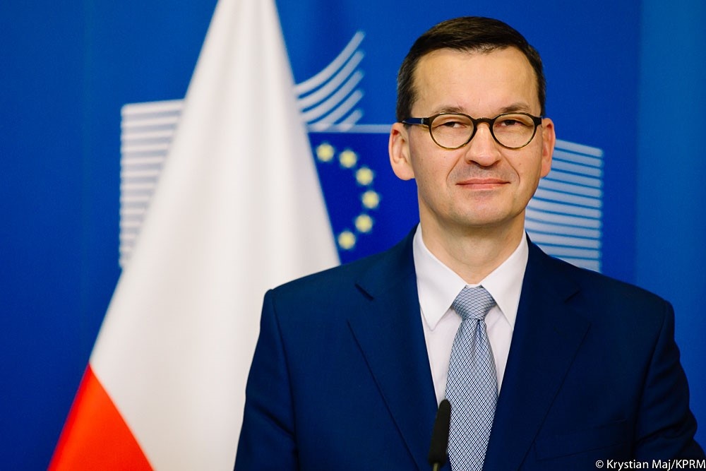 Mateusz_Morawiecki_do_Brukseli_(2020.10.01)_07.jpg