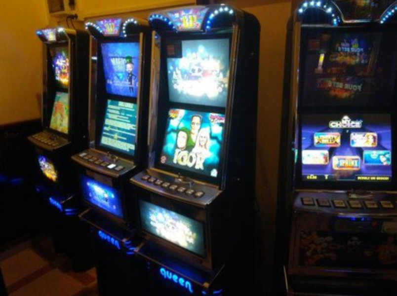 Slot_machine.png