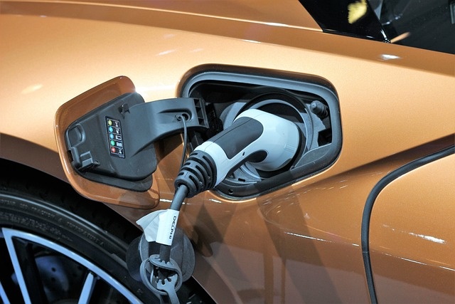 car-ga5f2d65d8_640.jpg