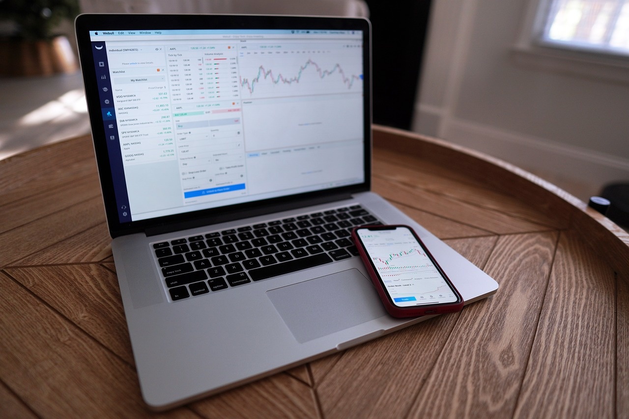 finance-5752805_1280.jpg