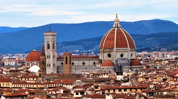 florence-cathedral-italy-1669291782ZDx.jpg