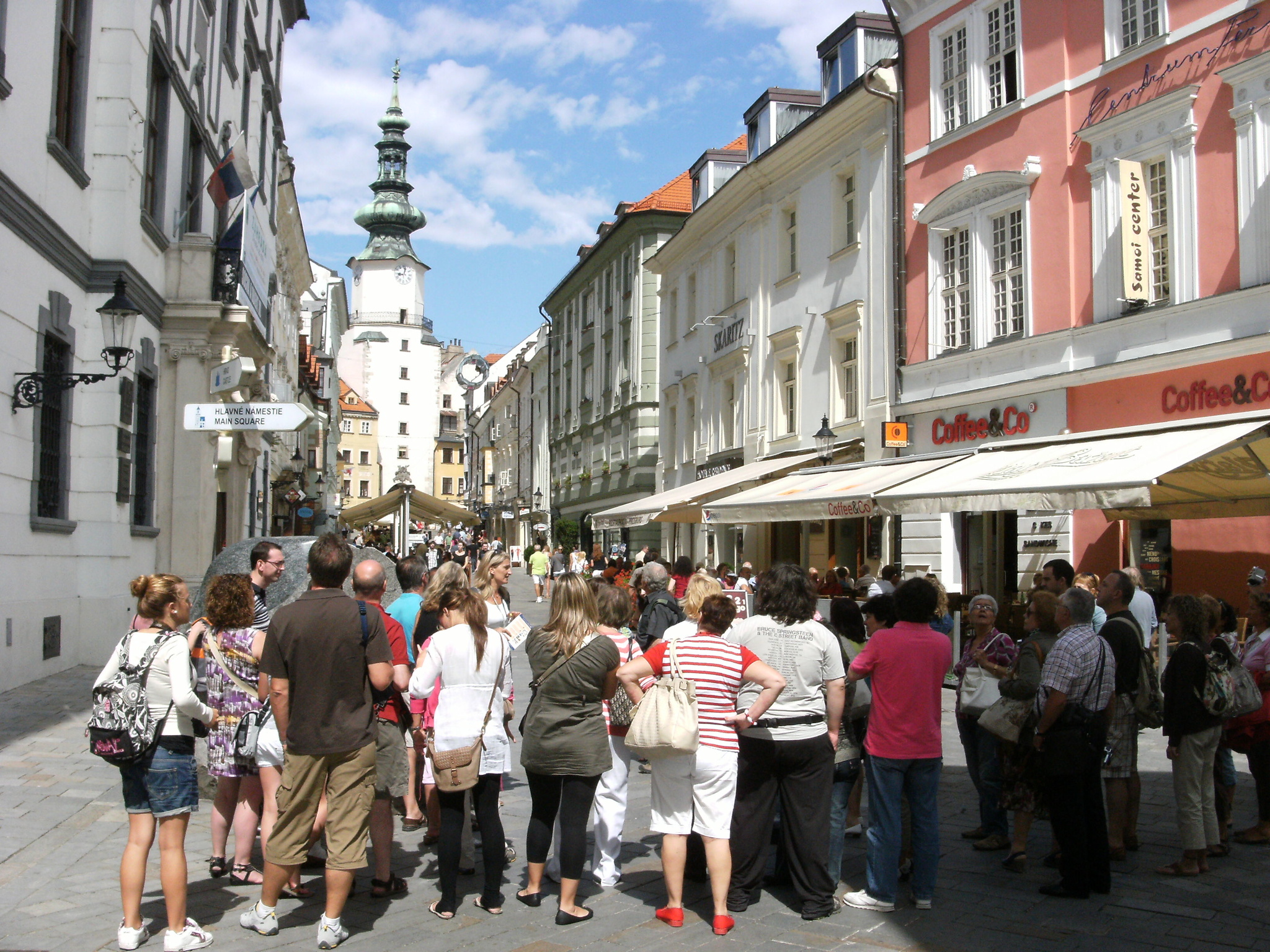 Group_of_tourists_on_street_in_Bratislava (1).jpg
