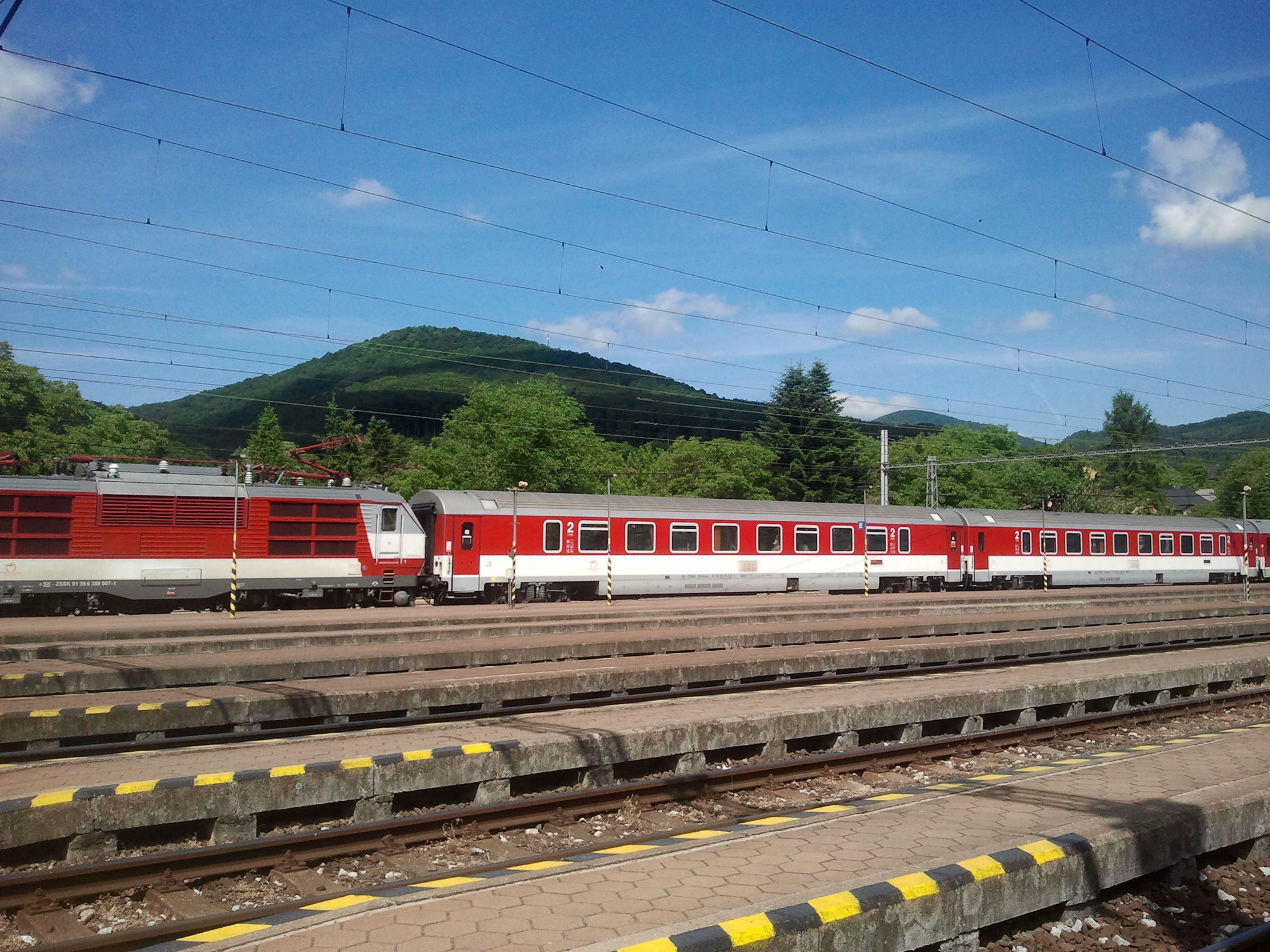 Kysak,_železničná_stanica_22_Slovakia.jpg