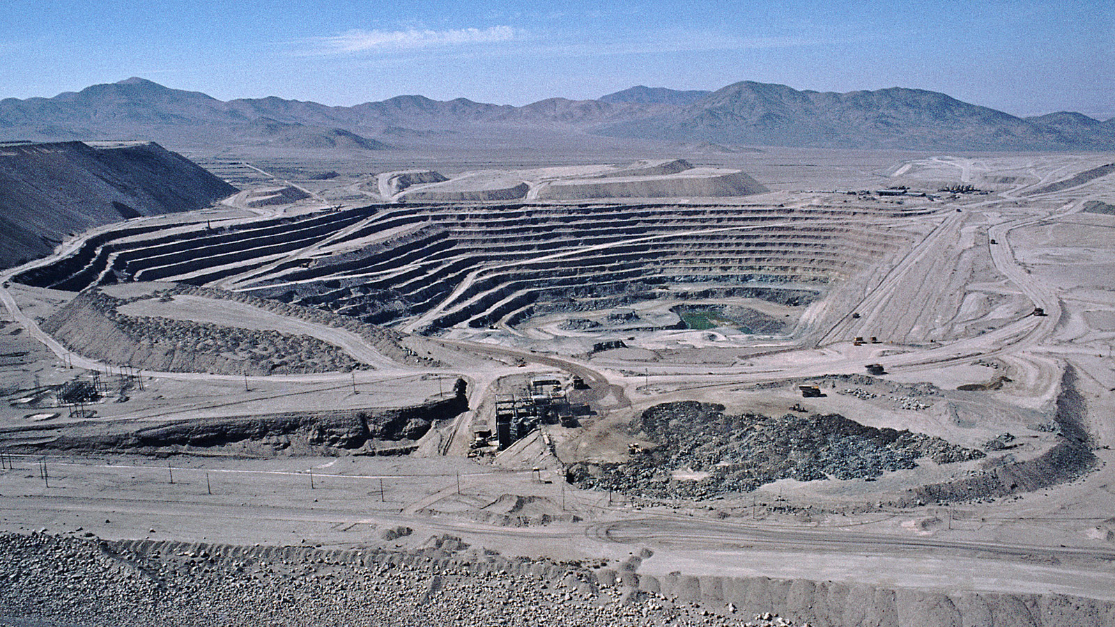 lithium-mining-chile-bolivia.jpg