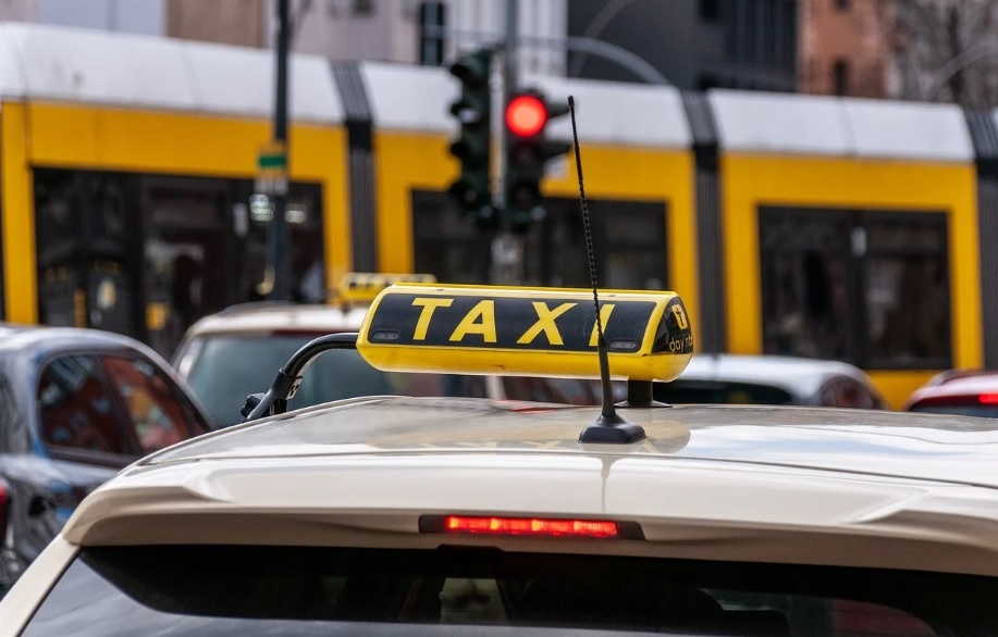 taxi.jpg