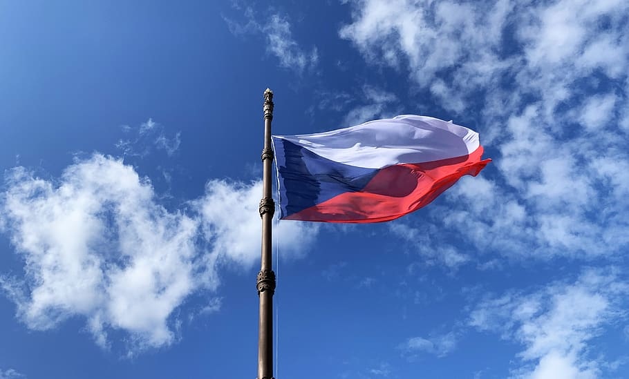 the-flag-of-the-czech-flag-czech-republic-sky-heaven.jpg