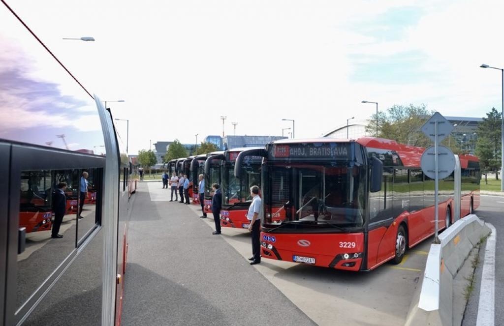 thumb_1024x663_bratislava_buses.jpg