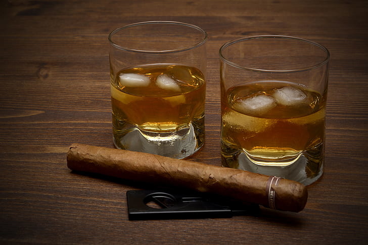 whisky-drink-glass-alcohol-preview.jpg