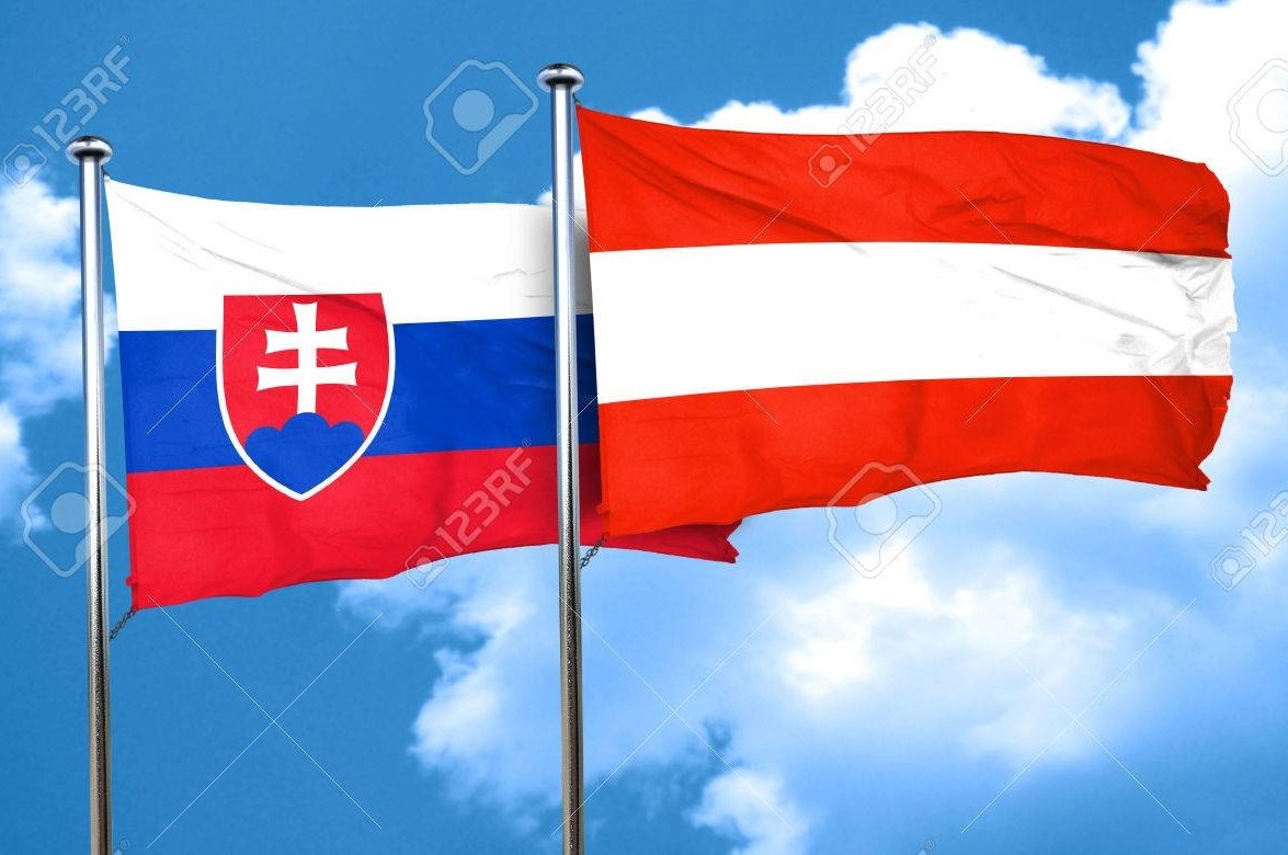 58134070-slovakia-flag-with-austria-flag-3d-rendering.jpg