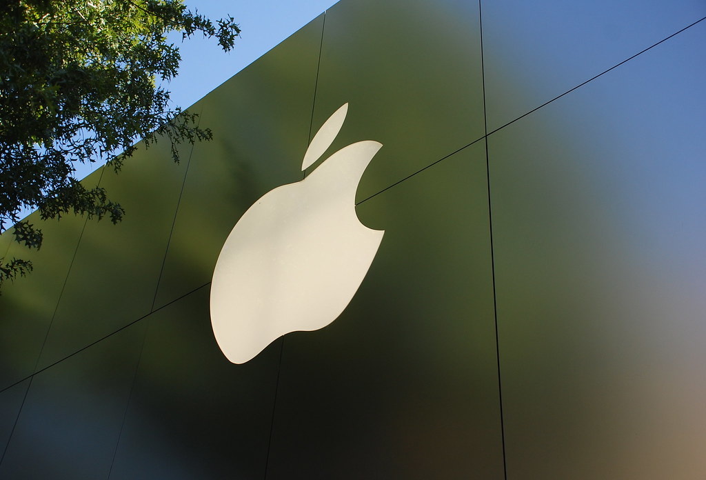 apple.jpg