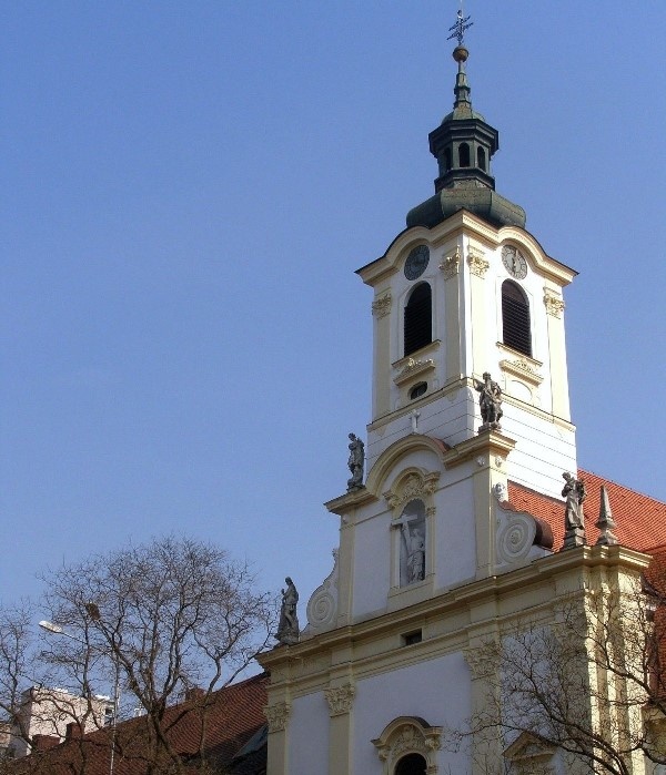 Chiesa Klastor milosrdnych1.jpg