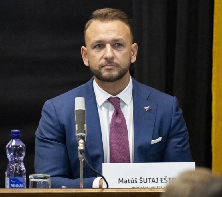 Matúš Šutaj Eštok.jpg