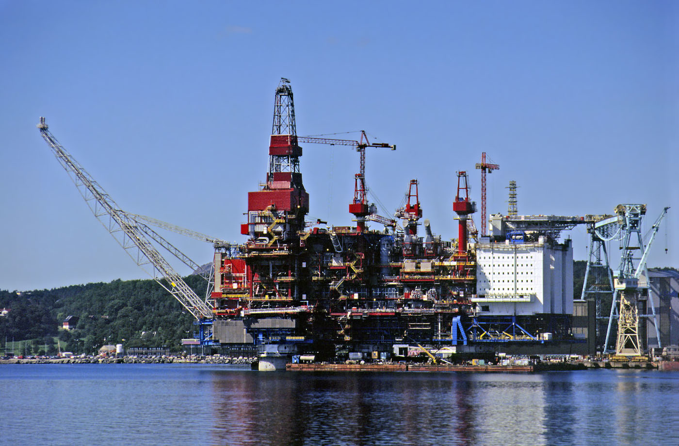 oil and gas production.jpg
