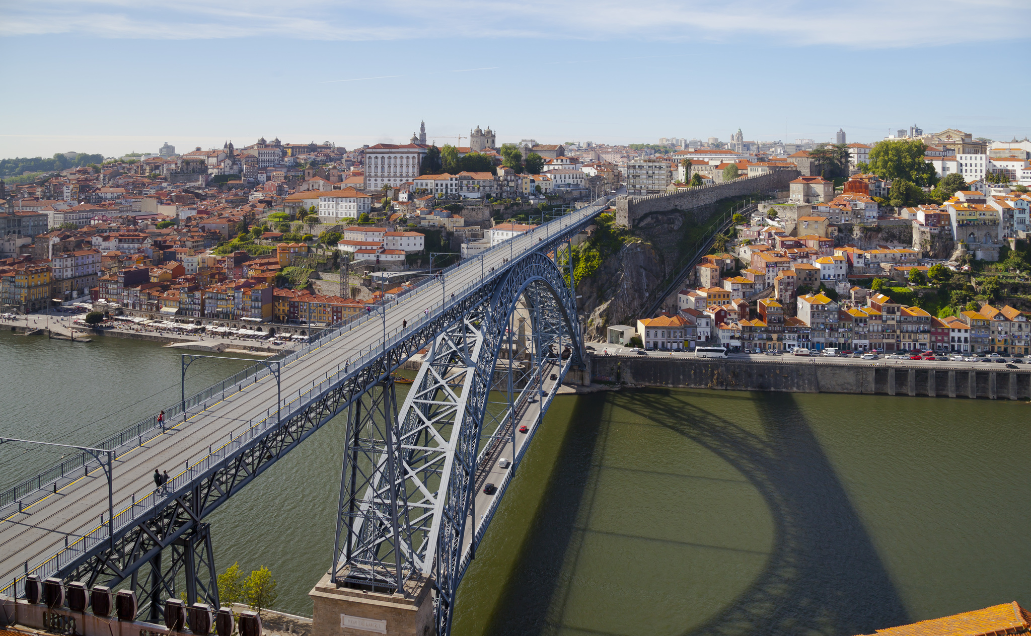 Puente_Don_Luis_I,_Oporto,_Portugal,_2012-05-09,_DD_13.jpg