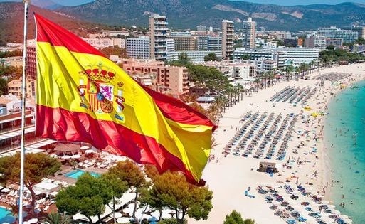 spain tourism.jpg
