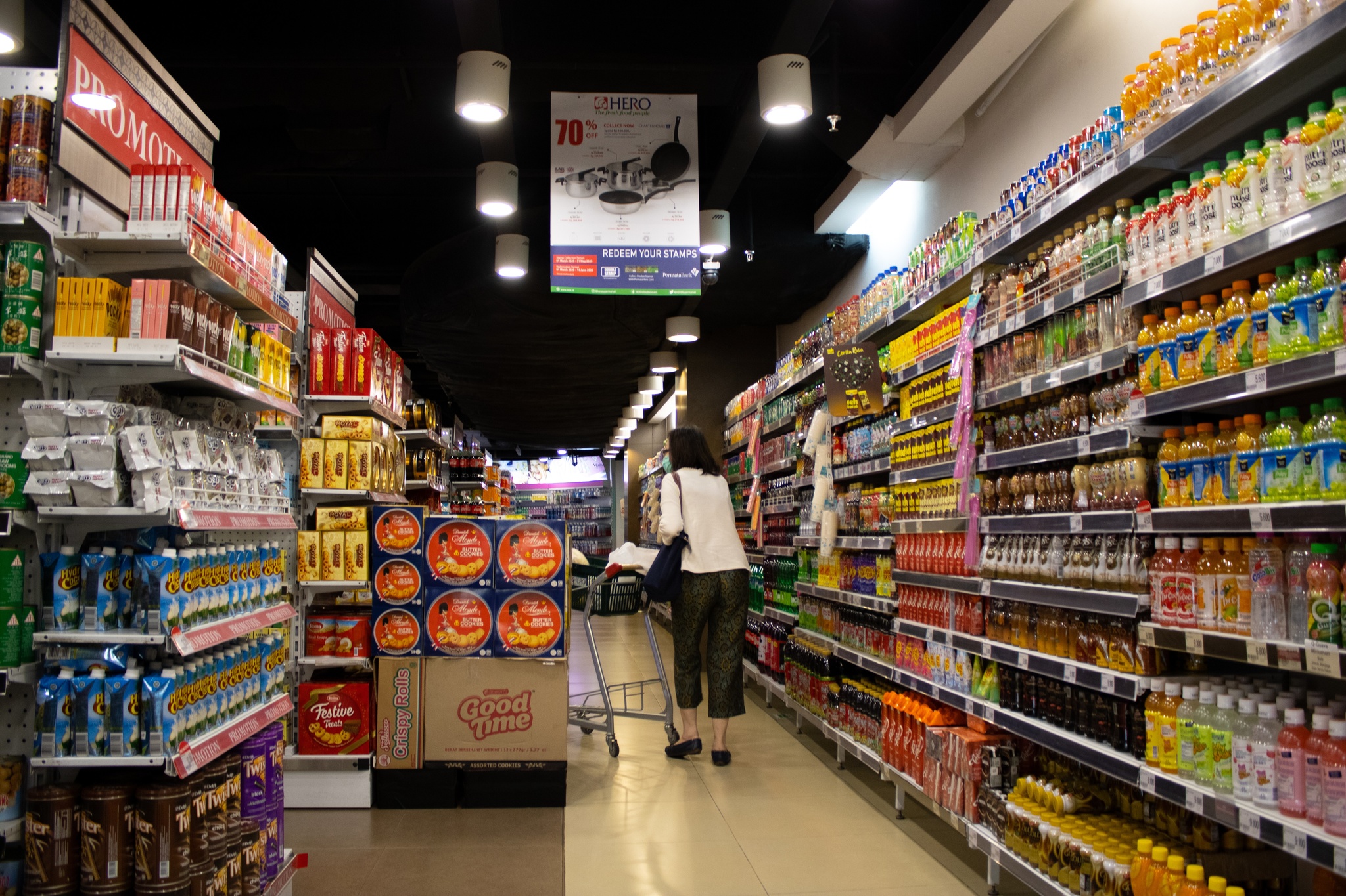 supermarket2.jpg