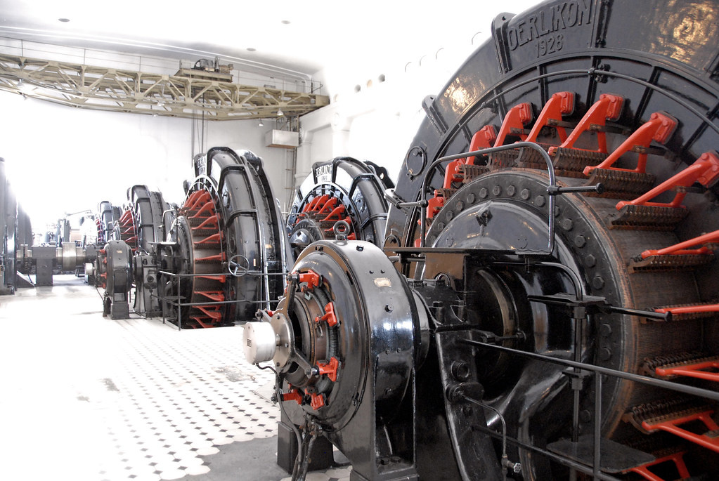 Turbine azienda energia idroelettrica.jpg