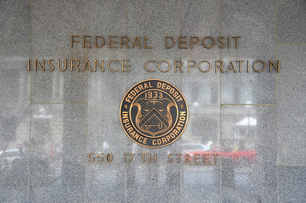 15748861273_35f1861786_b.jpg