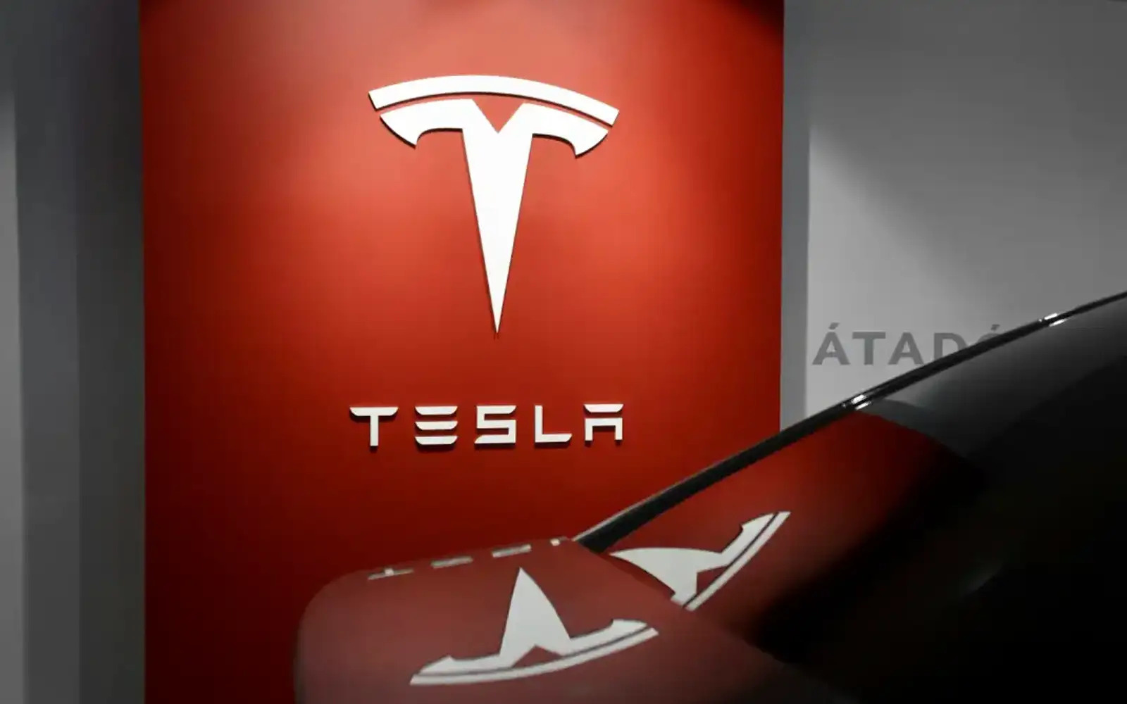 7cb6c613-tesla-unsplash-pic-111024.jpeg