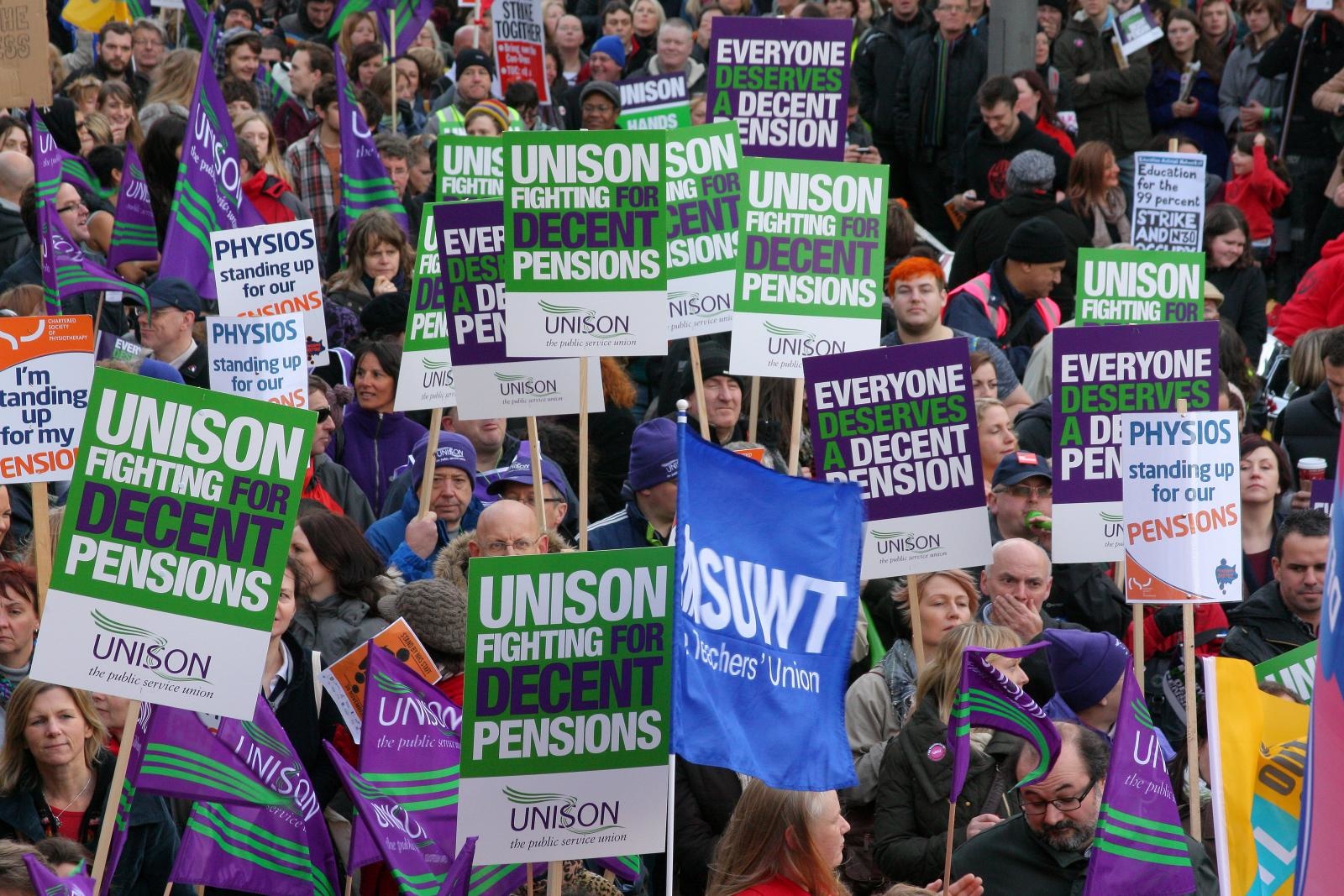 Leeds_public_sector_pensions_strike_in_November_2011_9.jpg
