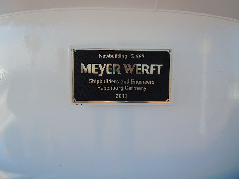 meyer werft.jpg