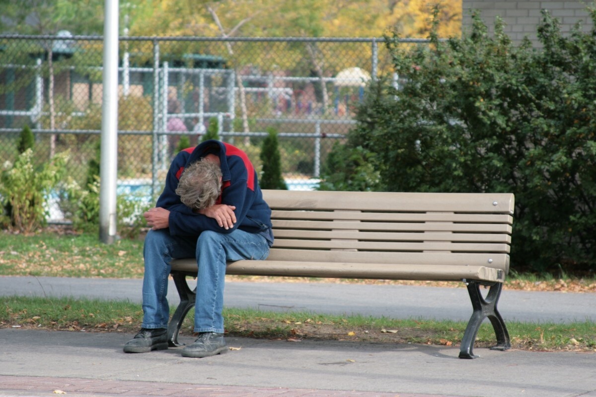 poverty_roaming_park_man_sad-1086484.jpeg