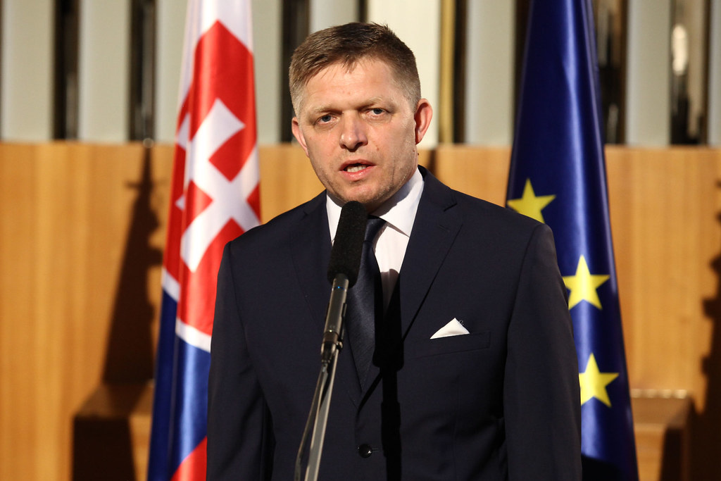 robert fico 3.jpg