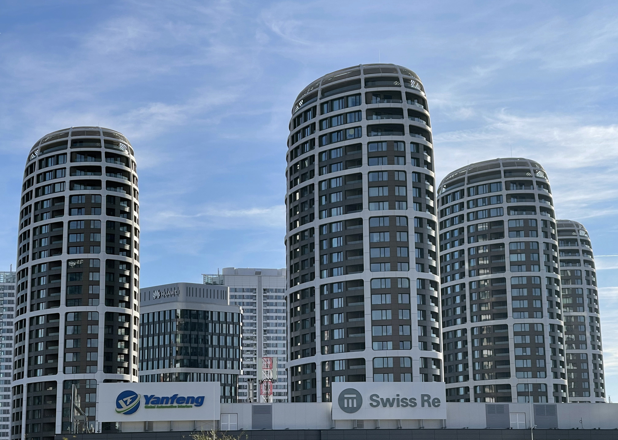 Sky_Park_Residence (1).jpg